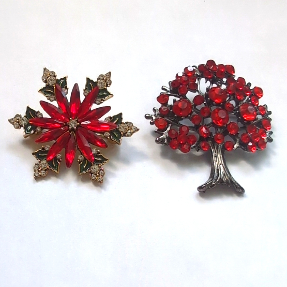 Red Brooch Bundle